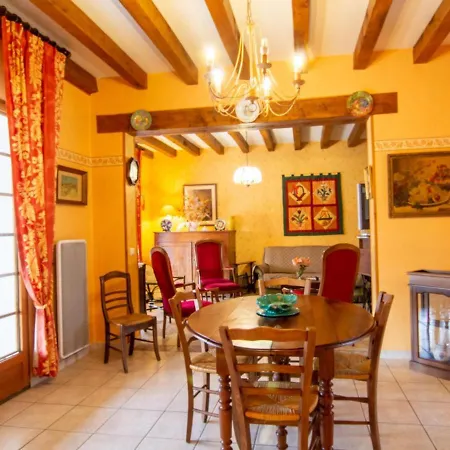 Maison Confortable Pres De Perigueux Avec Cheminee, Jardin Et Animaux Admis - Fr-1-616-10