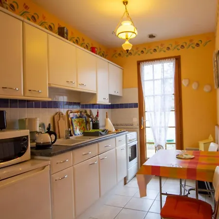 Maison Confortable Pres De Perigueux Avec Cheminee, Jardin Et Animaux Admis - Fr-1-616-10 * Bassillac