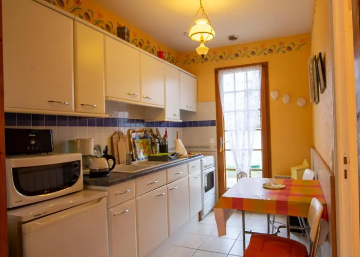 Maison Confortable Pres De Perigueux Avec Cheminee, Jardin Et Animaux Admis - Fr-1-616-10 * Bassillac