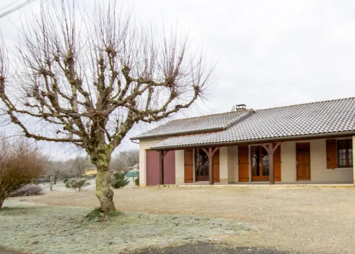 Maison Confortable Pres De Perigueux Avec Cheminee, Jardin Et Animaux Admis - Fr-1-616-10 펜션